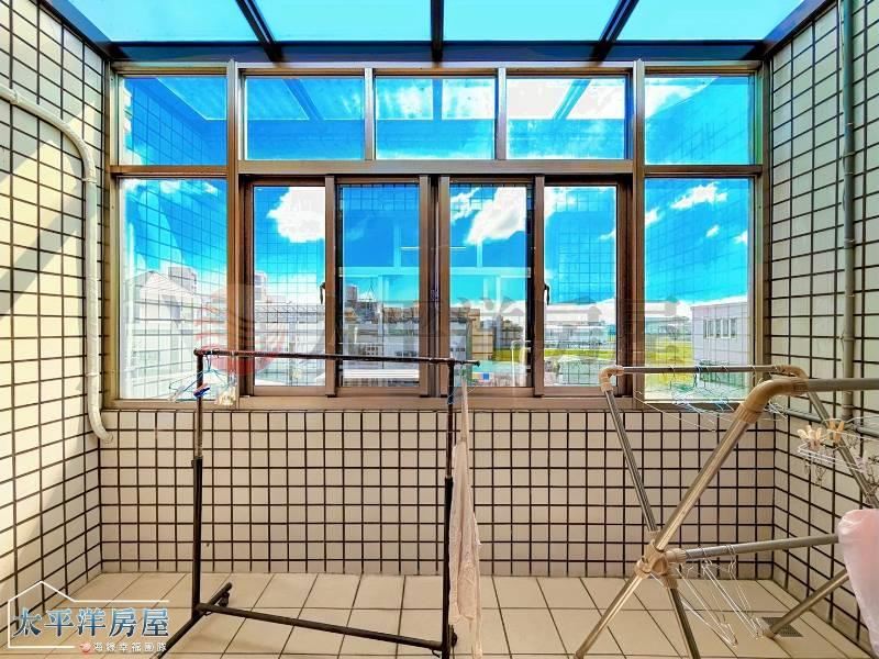 龍井中央路旁臨路朝南精裝孝親墅 照片6