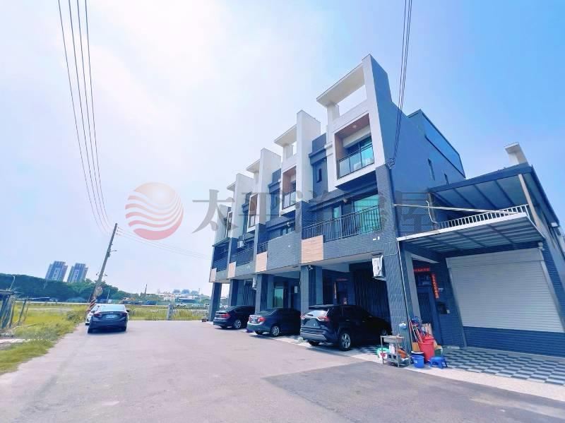 夜市&學區旁輕屋齡臨路美透店 照片1